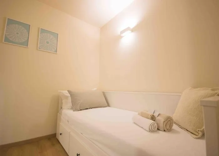 Swimming Pool & Free Park Center Appartement *