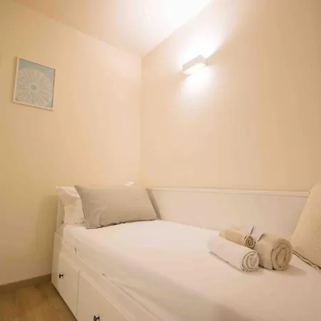 Swimming Pool & Free Park Center Appartement *